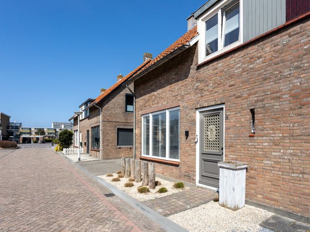 Meidoornstraat 5, Cadzand