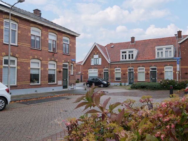 Julianastraat 20, Almelo