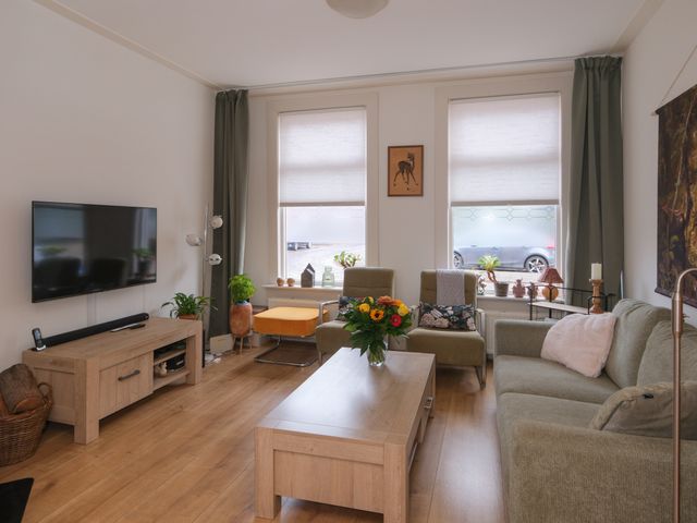 Julianastraat 20, Almelo