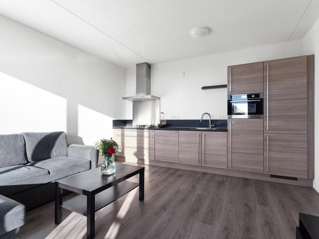 Makassarhof 48, Almere