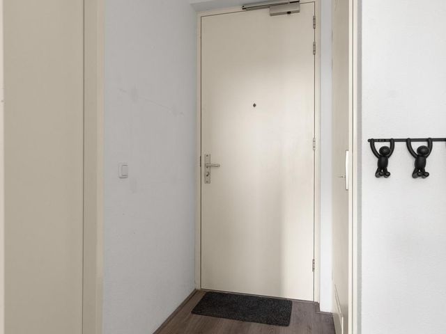 Makassarhof 48, Almere