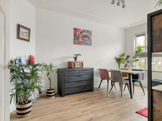 Bussumsestraat 105, Den Haag