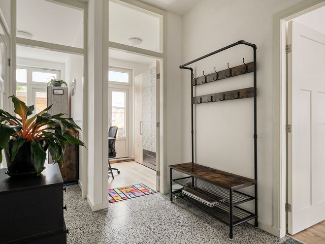 Bussumsestraat 105, Den Haag