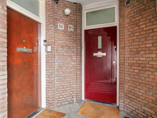 Bussumsestraat 105, Den Haag