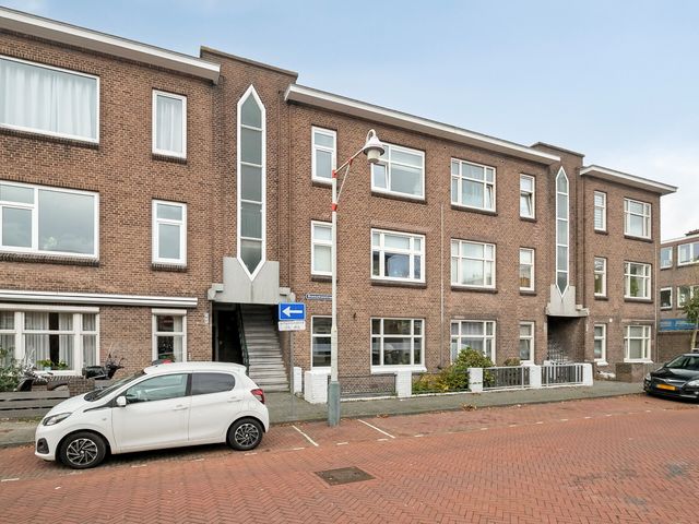 Bussumsestraat 105, Den Haag