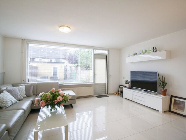 Albert van Dalsumlaan 33, Amstelveen