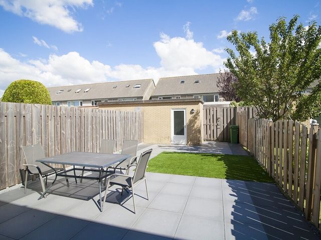 Albert van Dalsumlaan 33, Amstelveen