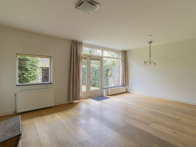 Van Der Helstpark 57, Muiderberg