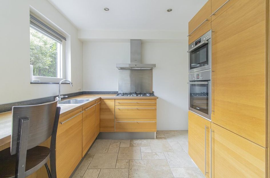 Van Der Helstpark 57