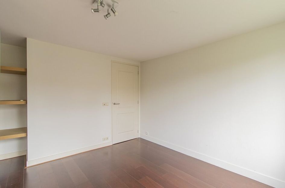 Van Der Helstpark 57