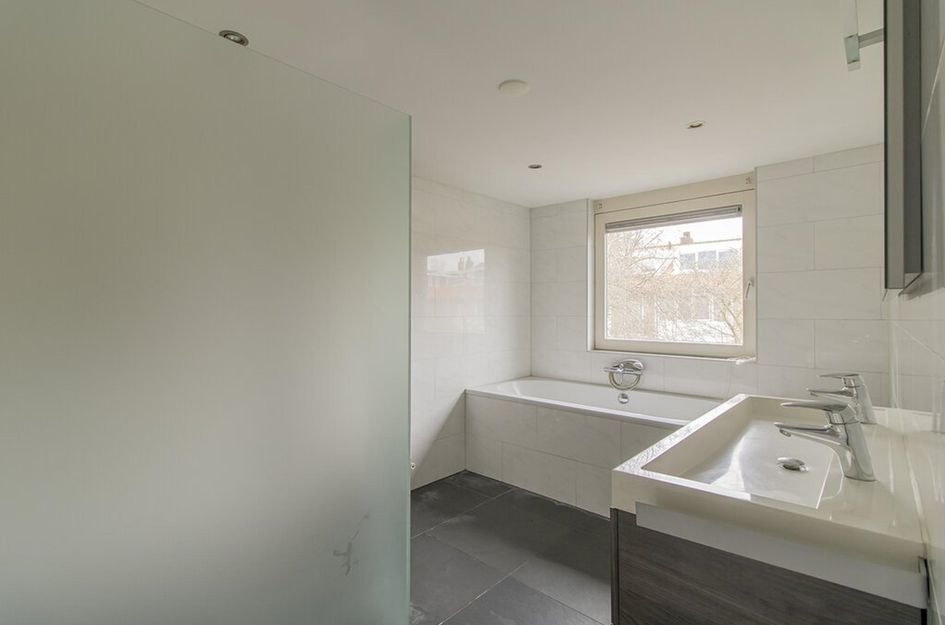 Van Der Helstpark 57