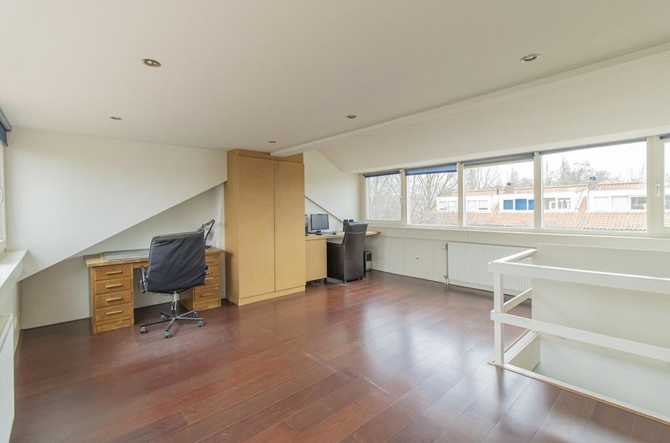 Van Der Helstpark 57