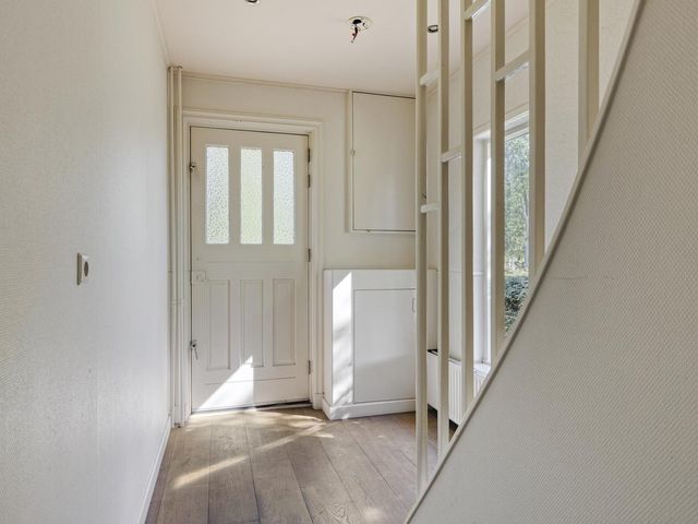 Kerkstraat 81, Waarland