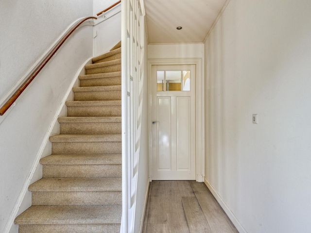 Kerkstraat 81, Waarland