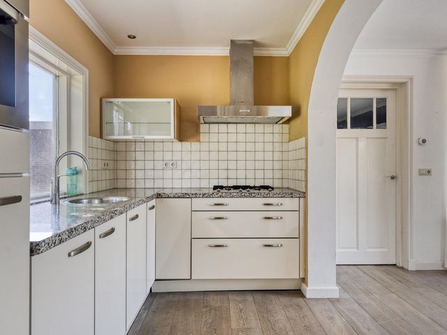 Kerkstraat 81, Waarland