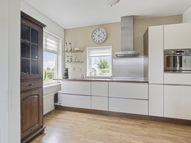 Kampsestraat 9, Angeren