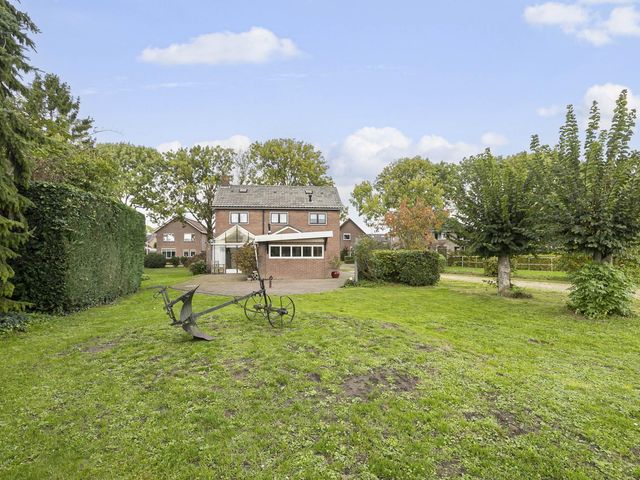 Kampsestraat 9, Angeren