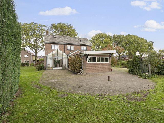 Kampsestraat 9, Angeren