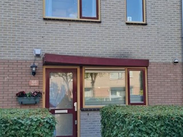 Leeuwstraat 68, Almere