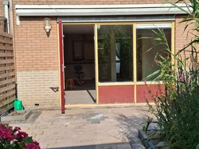 Leeuwstraat 68, Almere