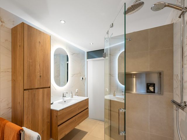 De Spin 38, Uitgeest