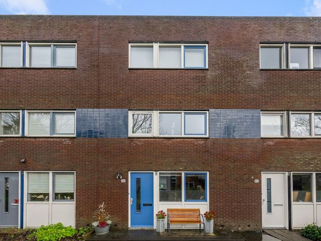 De Spin 38, Uitgeest