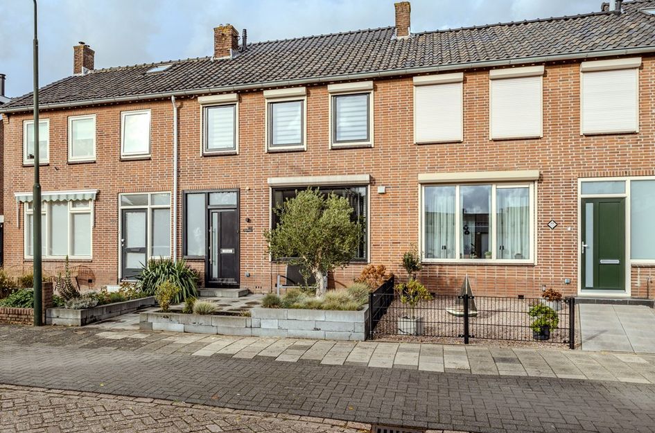 Pieter de Hooghstraat 42