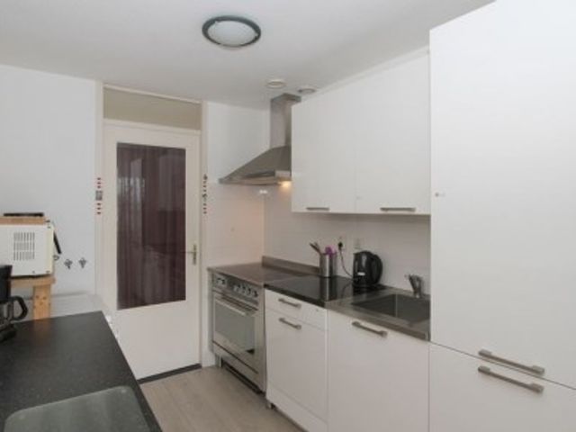 Peter Sellershof ONG, Almere