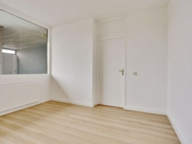 Saffierstraat ONG, Alphen aan den Rijn