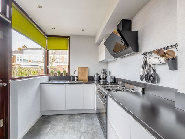 v Mecklenburg Schwerinln 34, Waddinxveen