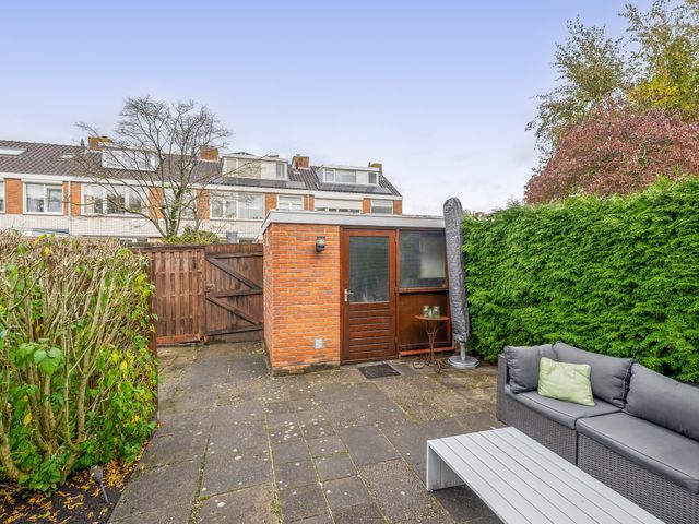 v Mecklenburg Schwerinln 34, Waddinxveen