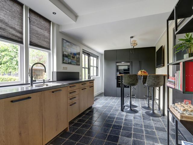 Dorpsstraat 75, Krabbendijke