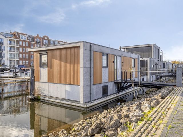 Zuiderzeekade 1, Bunschoten-Spakenburg