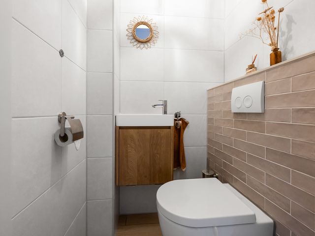 De Spin 38, Uitgeest