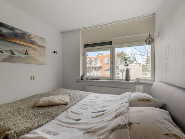 De Spin 38, Uitgeest