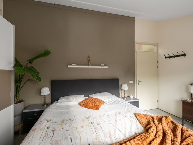 De Spin 38, Uitgeest