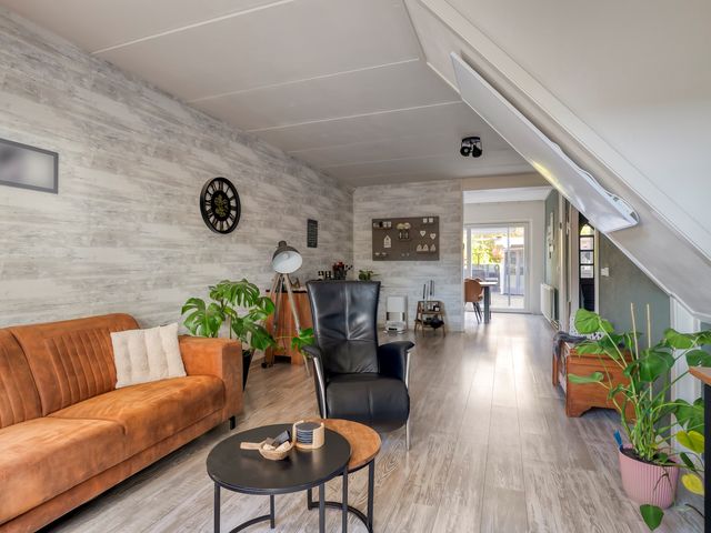 Rolderbrink 114, Emmen