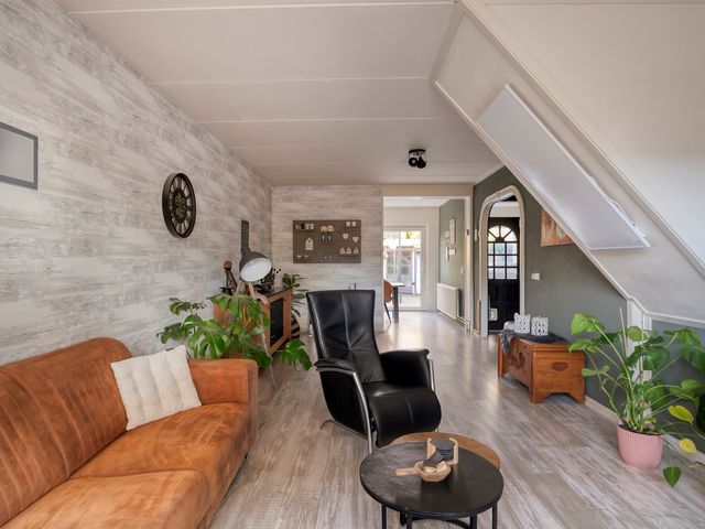 Rolderbrink 114, Emmen