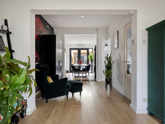 Koninginneweg 28, Zwijndrecht