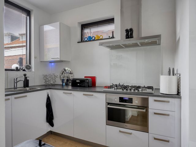 Koninginneweg 28, Zwijndrecht