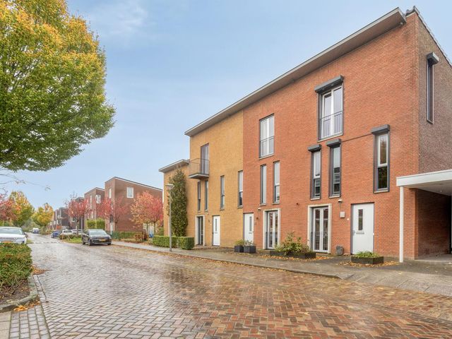 Vleutloop 22, Heesch