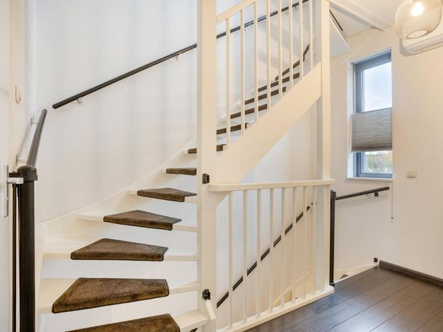 Vleutloop 22, Heesch