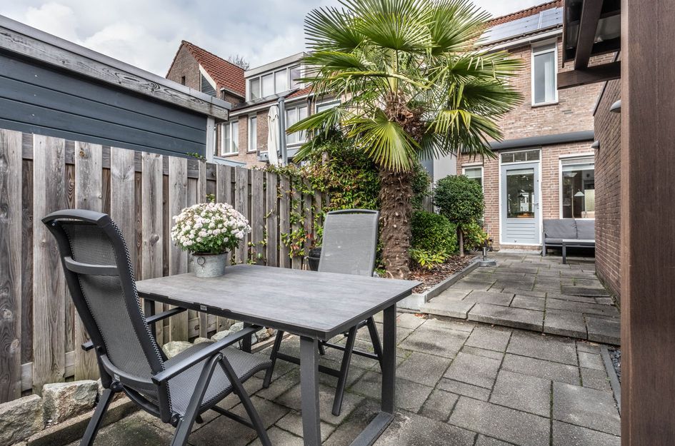 Burgemeester A. Colijnweg 31