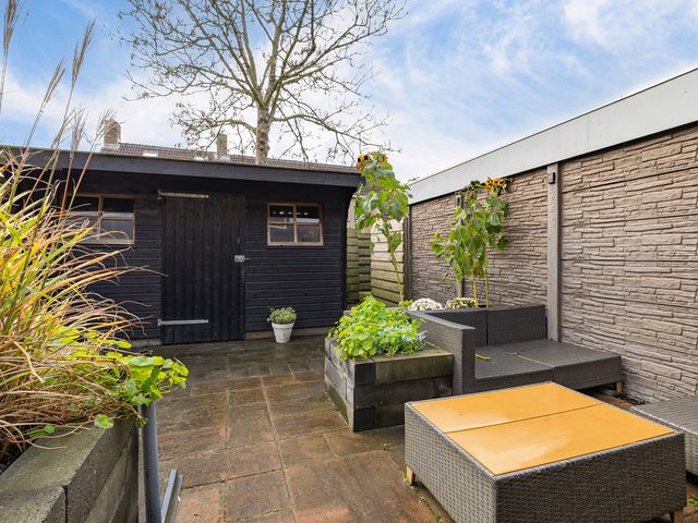 De Stringen 30, Hallum