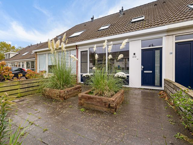 De Stringen 30, Hallum