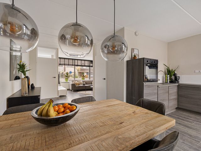 De Stringen 30, Hallum