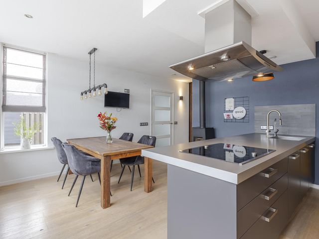 Rivierdijk 255, Hardinxveld-Giessendam