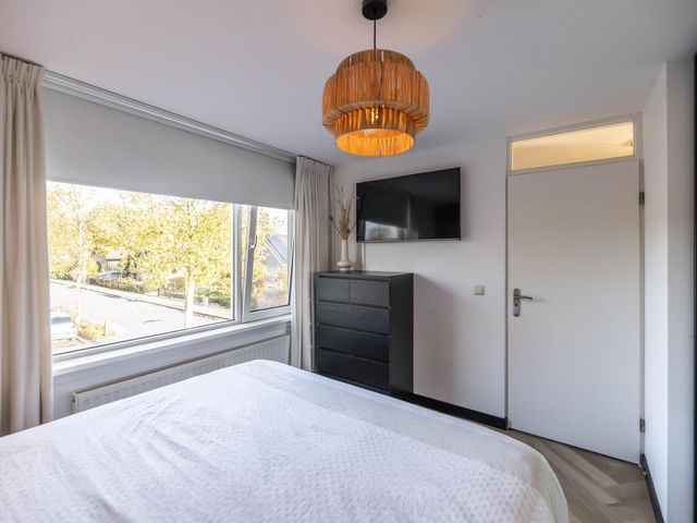 van Marlotstraat 68, Giessenburg