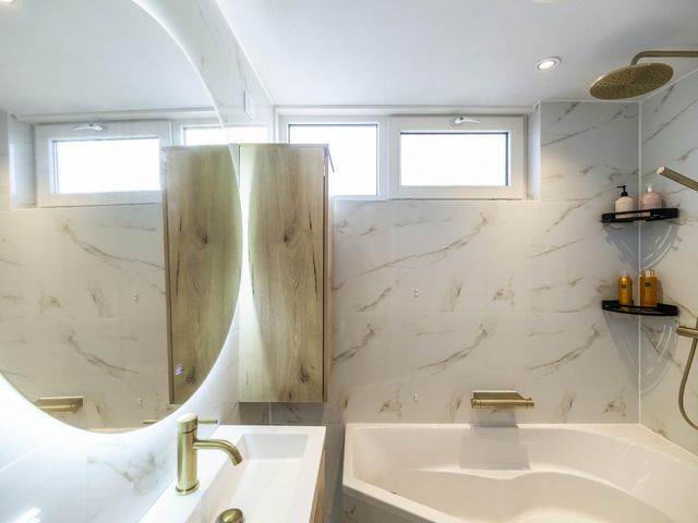 van Marlotstraat 68, Giessenburg