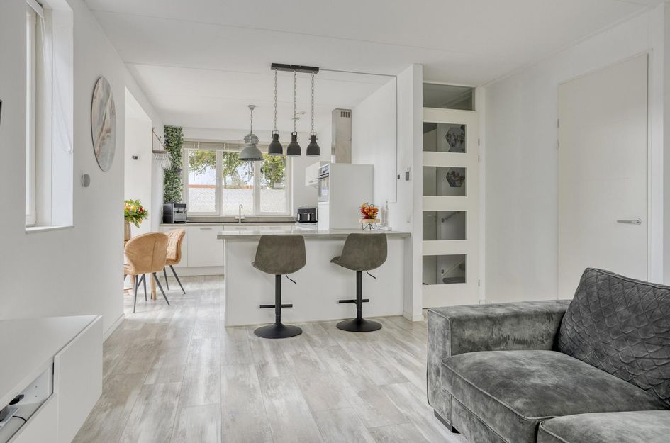 Burgemeester Blomlaan 23